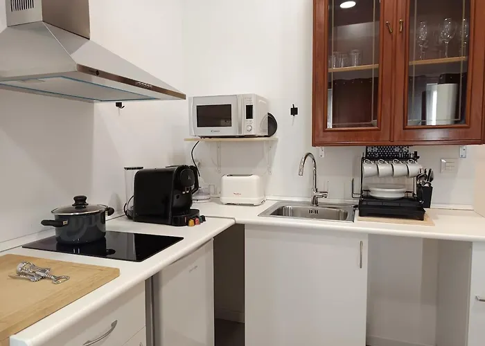 Onak 1 - Parking Gratis - 1cama Y 1sofa Cama *