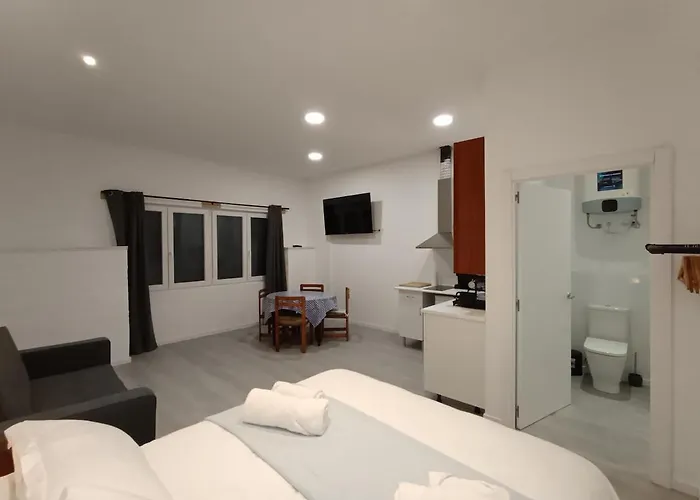 Onak 1 - Parking Gratis - 1cama Y 1sofa Cama *