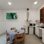 Onak 1 - Parking Gratis - 1cama Y 1sofa Cama Apartment *