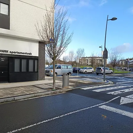 Onak 1 -1cama Y 1sofacama - Parking Gratis Daire Lasarte Oria