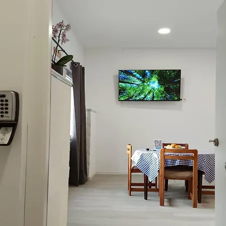 Onak 1 -1cama Y 1sofacama - Parking Gratis Daire Lasarte Oria