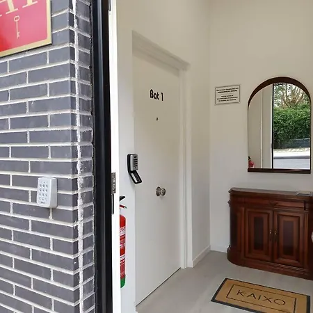 Onak 1 -1cama Y 1sofacama - Parking Gratis Daire Lasarte Oria