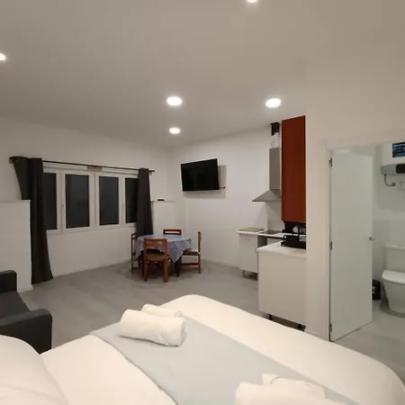 Daire Onak 1 -1cama Y 1sofacama - Parking Gratis